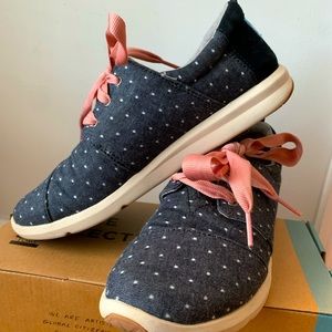 TOMS Del Rey Polka Dot Sneakers